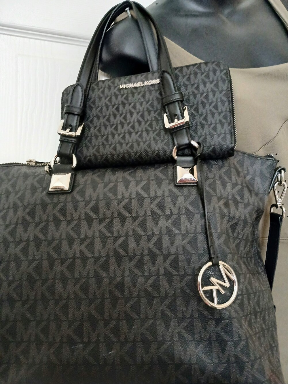Michael Kors Black Logo Saffiano Leather Set XL